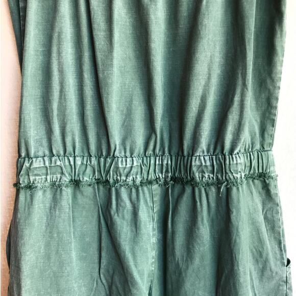 YFB "Reeve" Green Strapless Jogger Style Jumpsuit with Fringe Details size M - Picture 6 of 9